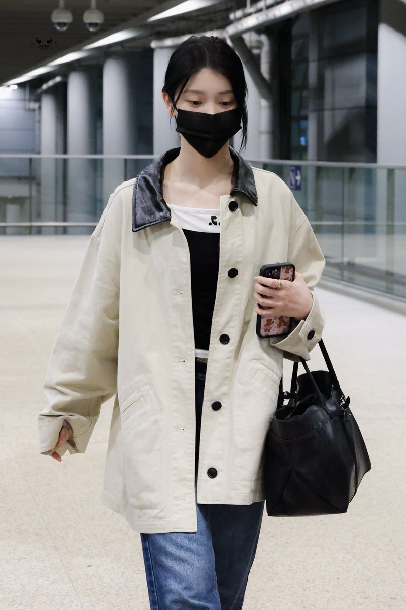 ting1ian_xw's tweet photo. 260924 HKG입국

내일봐🥰

#Kep1er #케플러 #XIAOTING #션샤오팅 #샤오팅 #심소정 #沈小婷 https://t.co/CypIXq9DN8
