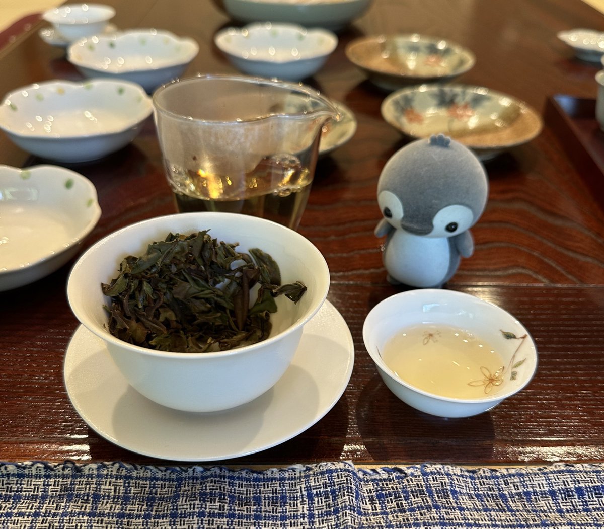 tamesigaki's tweet photo. 【募集】ゆるふわ持ち寄り茶会🎐
みんなで茶葉を持ち寄り、楽しく飲みつつ談笑するゆるふわな会です🫧
お茶に興味さえあればどなたでも大歓迎！
ぜひご検討ください🥳
日時: 10/3(土)13:30-17:00
場所: 練馬駅周辺施設(参加者様へDM)
持ち物: 茶葉、飲杯(任意)
費用: 1,000円
募集人数: 6〜8名ほど https://t.co/bokj9rm6UH