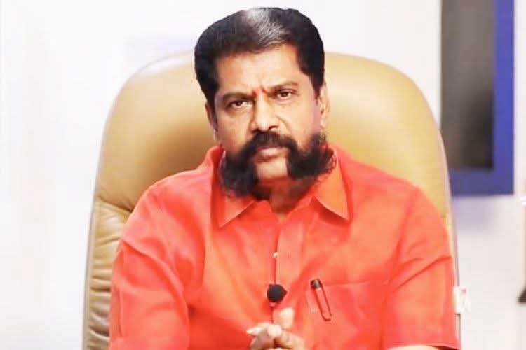RavikannanV's tweet photo. ஊர்ல இருக்கிற அத்தனை சாமியார்கள் பெட்ரூம் வரை சென்று புலனாய்வு செய்கிற இந்த ஊடக ரவுடிக்கு
இந்த வீரமணி நாற்பது வருஷங்களாக செய்யற பாலியல் குற்றங்கள் இவன் கண்ணுக்கும் காதுக்கும் வந்து சேரவே இல்லையா?
ஆக பெட்டி கொடுத்தா அடக்கிவாசிக்கும் ஊடக குற்றவாளிகள் இவனும் சரி ‌இந்து ராமும் சரி... https://t.co/D70taYQIOL