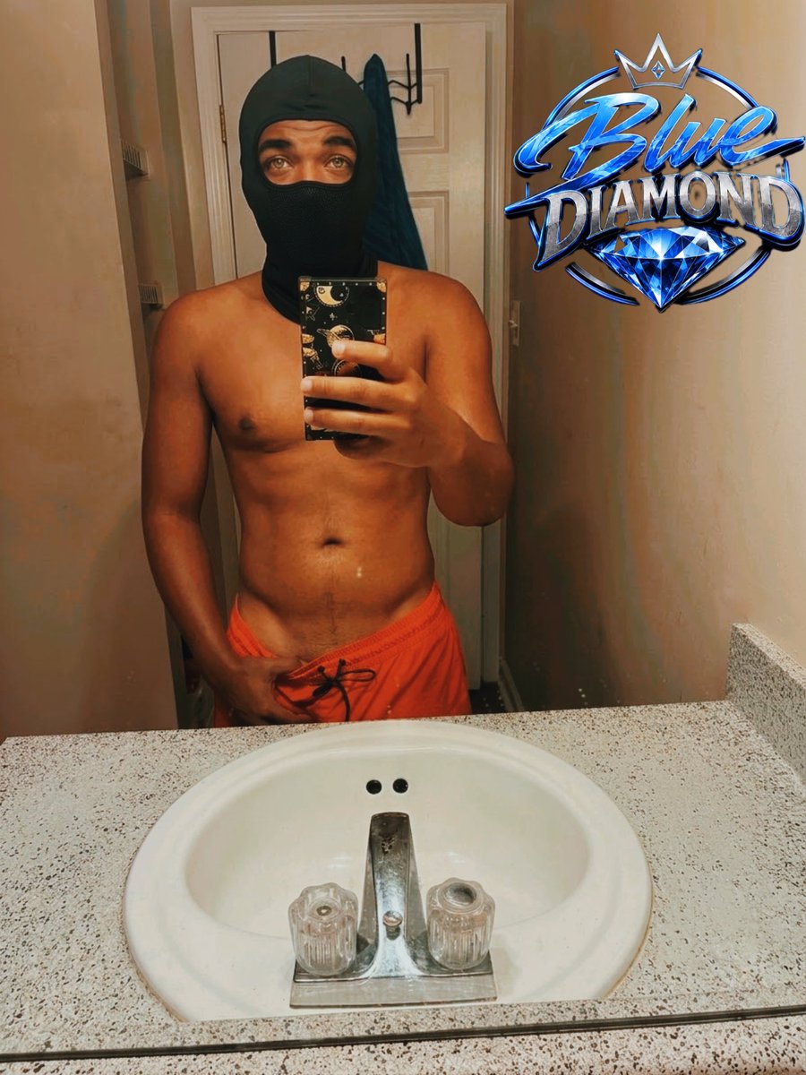 OfficialBD__'s tweet photo. 😉😏💎 https://t.co/5HN5ltkeUX