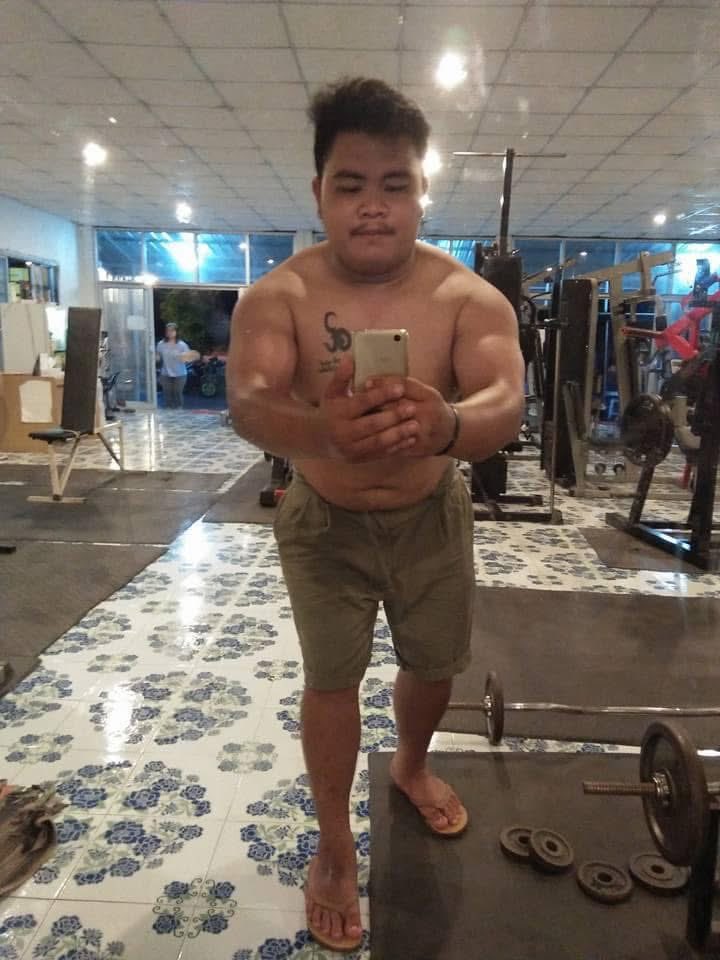 XphiS62245's tweet photo. จะเอาหุ่นนี้กลับมา https://t.co/FV8IPsID1r