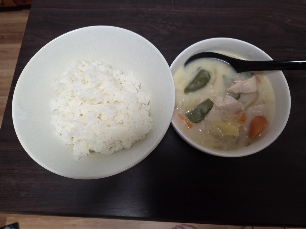 Miracledrika's tweet photo. みんながカレーなら逆張りです https://t.co/qj98ergq6e