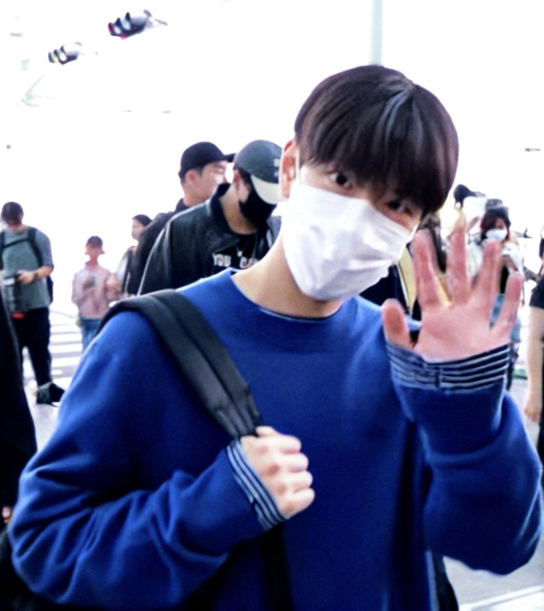 harugimpachi's tweet photo. 🔗
스트레이 키즈, 인천국제공항 출국✈️'StrayKids' ICN Airport Departure 2026.9.24 Newsen https://t.co/gN2dGJzUvC @YouTubeより https://t.co/rIW9hYVY5K