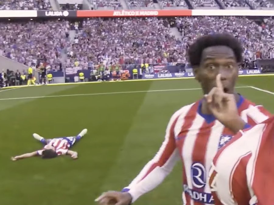 atletienglish's tweet photo. POV: your sleep paralysis demons 😂 https://t.co/zSNlukVFwT