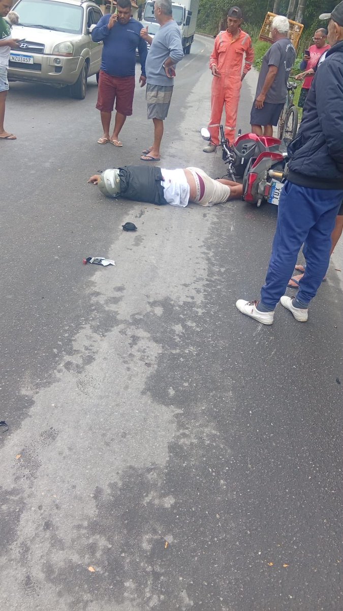 MagNoticiahn0p's tweet photo. Segundo informações acabaram de matar o miliciano anjinho em Mauá  Magé na baixada Fluminense https://t.co/hYDmrmzhl9