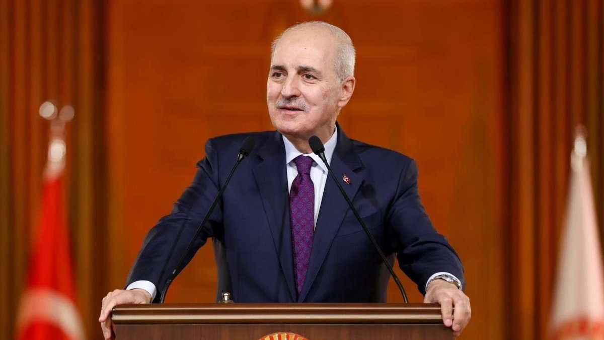 fatmanurak_'s tweet photo. KURTULMUŞ’TAN TERÖRSÜZ TÜRKİYE AÇIKLAMASI

"Yeni safhada Meclis’e üç mesuliyet düşüyor"

"İlki, İzleme Komisyonu eliyle takip etmektir. İkincisi, güvenlik kurumlarının tespitlerini izlemek. Üçüncüsü, yeni yasal düzenlemeleri mutabakatla ele almak için çalışmaktır" https://t.co/noDa1OwL43