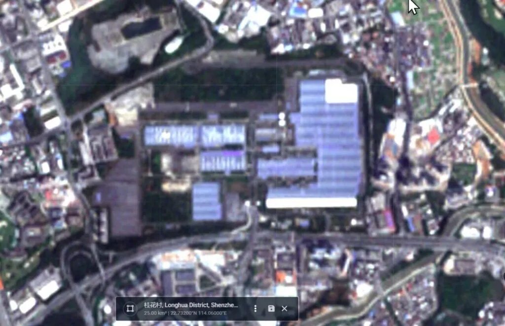 LivingInHarmony's tweet photo. Guanlan tri-plant campus is for Huawei products portfolio only from low to high volume! No need for external SMEE, CXMT & SMIC bottlenecks = replaced by Huawei's chip fab, SiCarrier, SwaySure, Yuliansheng, Aishengna DUV/DUVi, EUV & Pulin NIL
#Huawei #FactFirst #Secured #USAFailed https://t.co/82zmI5C8Uf