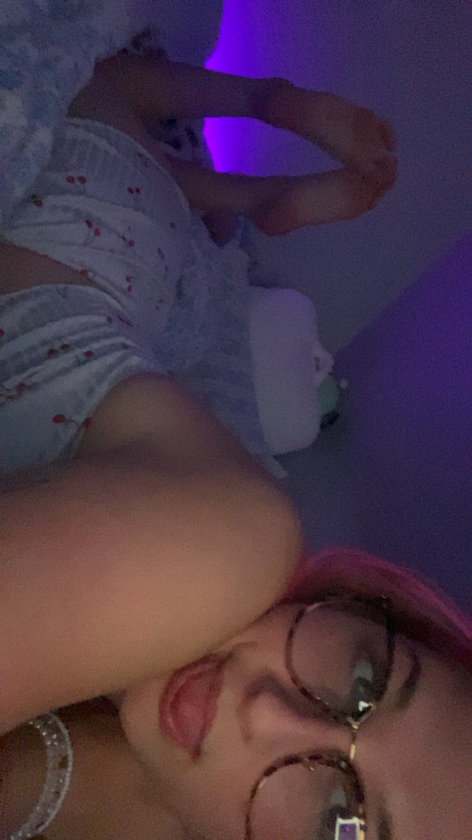 AbbeyRose444's tweet photo. who wants to worship me https://t.co/dkivHppums