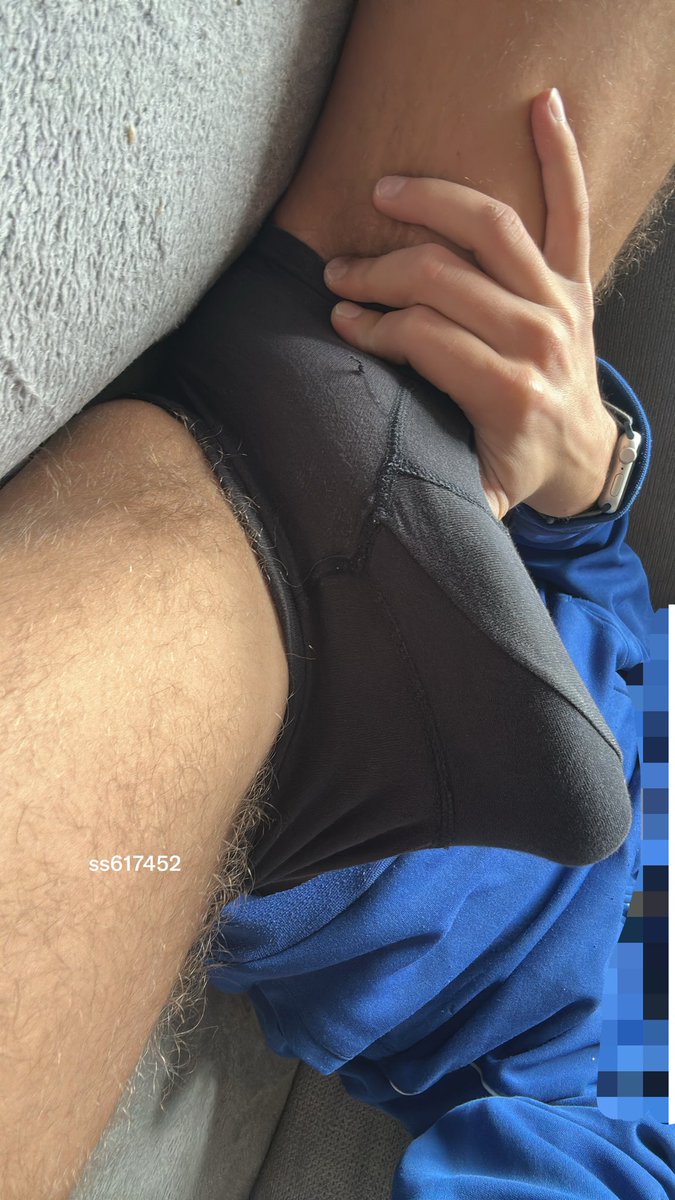 ss614452's tweet photo. Druck und so #bulge #horny #boner #bwc #bigdick #bi #curious #jerkoff https://t.co/2Kc7eLTLS3