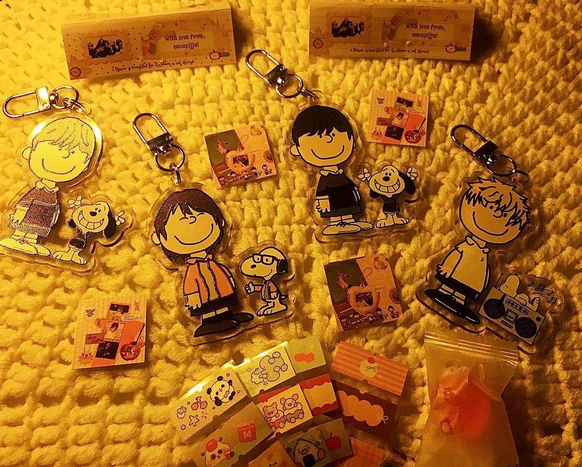 jjajam1z's tweet photo. SEW SEWWWWW CUTEEE 🥹🎀 so grateful i got this little snopi keychain from @esnupijju 🥹🤍 i super love it sm huhu, this literally made my day + yung letter 🥹🩷 (yes po ngayon lang nabuksan kase inalipin sya ng edukasyon 1 😆)
#2jjugether https://t.co/LFMOwtPzCc