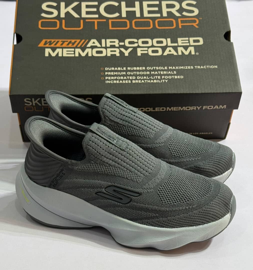 _Syshub's tweet photo. Send a DM or WhatsApp - Message Sys Hub on WhatsApp. https://t.co/SbCw4QhoaV

Size 40-45 

Price: N30,000 

Location - Kaduna 

Delivery Nationwide https://t.co/KBQ78kNVjo
