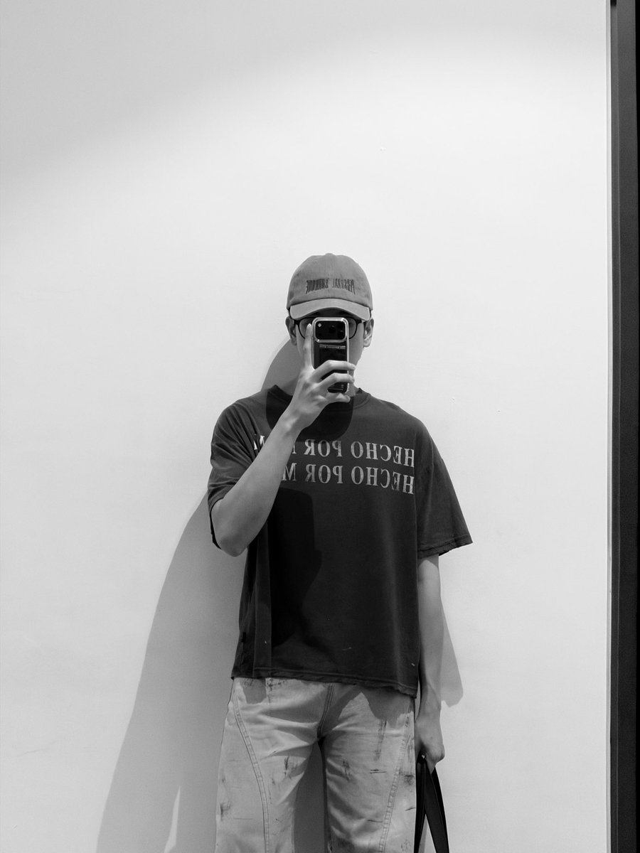 zomzom993's tweet photo. พวกแกโคตรเก่ง
รักนะคับ https://t.co/XZC0wCLf4z