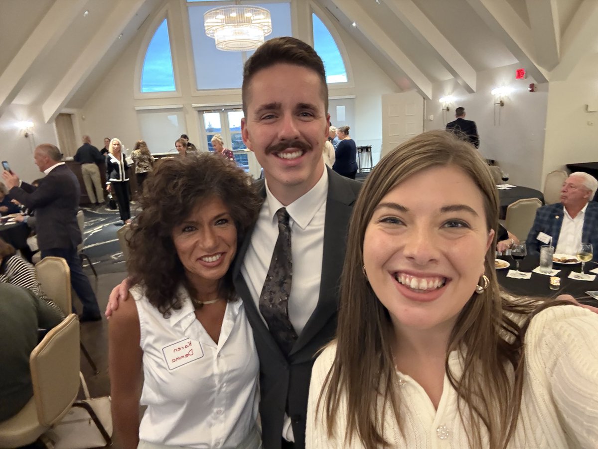 EmilyBrey's tweet photo. Pennsylvania’s favorite @FoxNews analyst @guypbenson was in the house last night! 

@AFPPennsylvania was proud to join @mlcrw1952 for a breakdown on the fight against socialism, kitchen table issues, and more.

Head to https://t.co/Yu3CBdfGKn to get in the ring ���� https://t.co/YFf59jOMcF