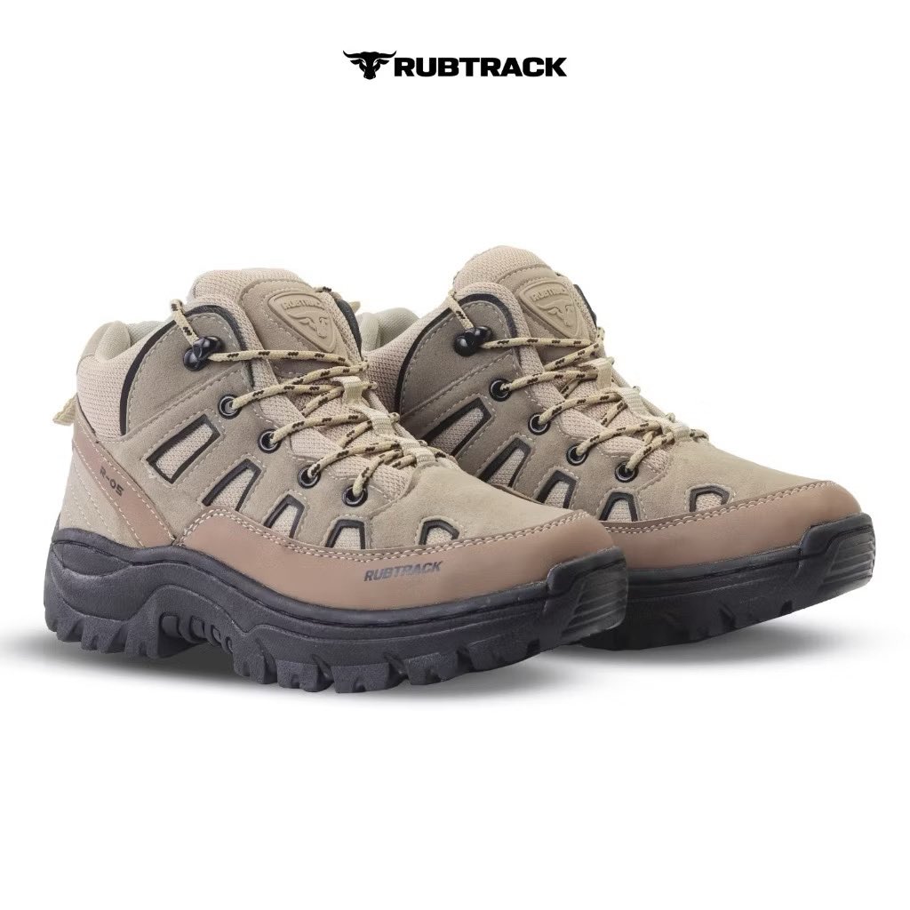 nirwana19866's tweet photo. HIKING LOVERS MERAPAT‼️
Nemu sepatu hiking yang kokoh &amp; cakep under 200 ribuan 🔥 https://t.co/e9N3czkWxA