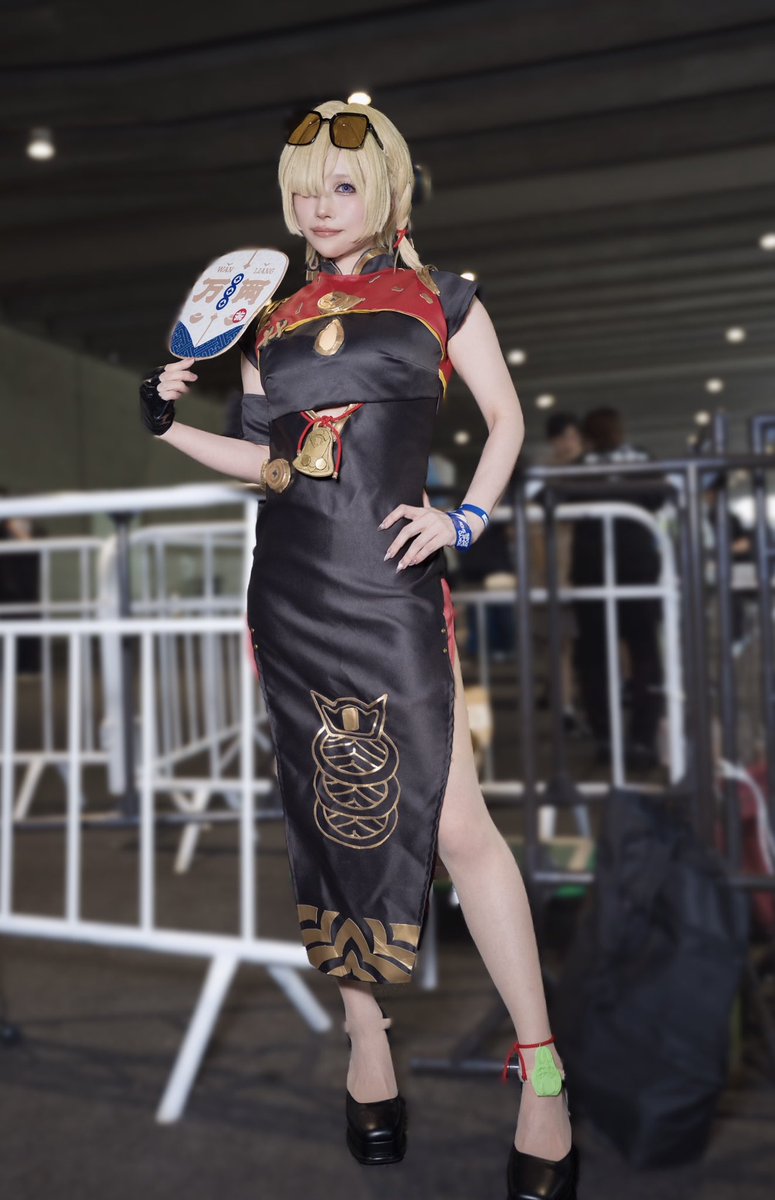 rng_ko's tweet photo. cosplay：ゼンレスゾーンゼロ/紅豆

撮影:@kbml87 さん

#TGS
#TGS2026 https://t.co/msOP6E3Wmb