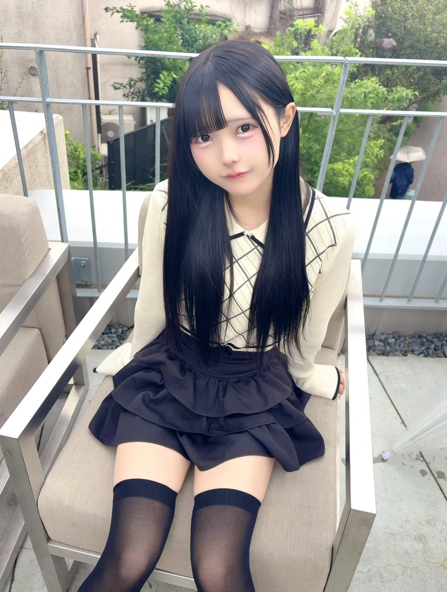 yuyu_Yo2La's tweet photo. ねえ、内緒の話してもいい？ https://t.co/iPjlV8Ta5Z
