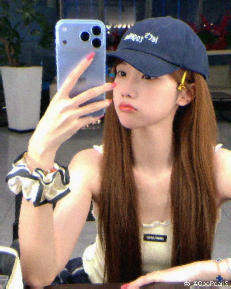 palgoopal's tweet photo. 260924 송신란 웨이보 사계정

;-)

#SNH48 #宋昕冉 #송신란 #SongXinran https://t.co/8UetPFISkT