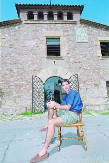 Barca_Archive's tweet photo. Pep Guardiola during his years as a resident at La Masia, late 1980s. https://t.co/IQzk4viclK