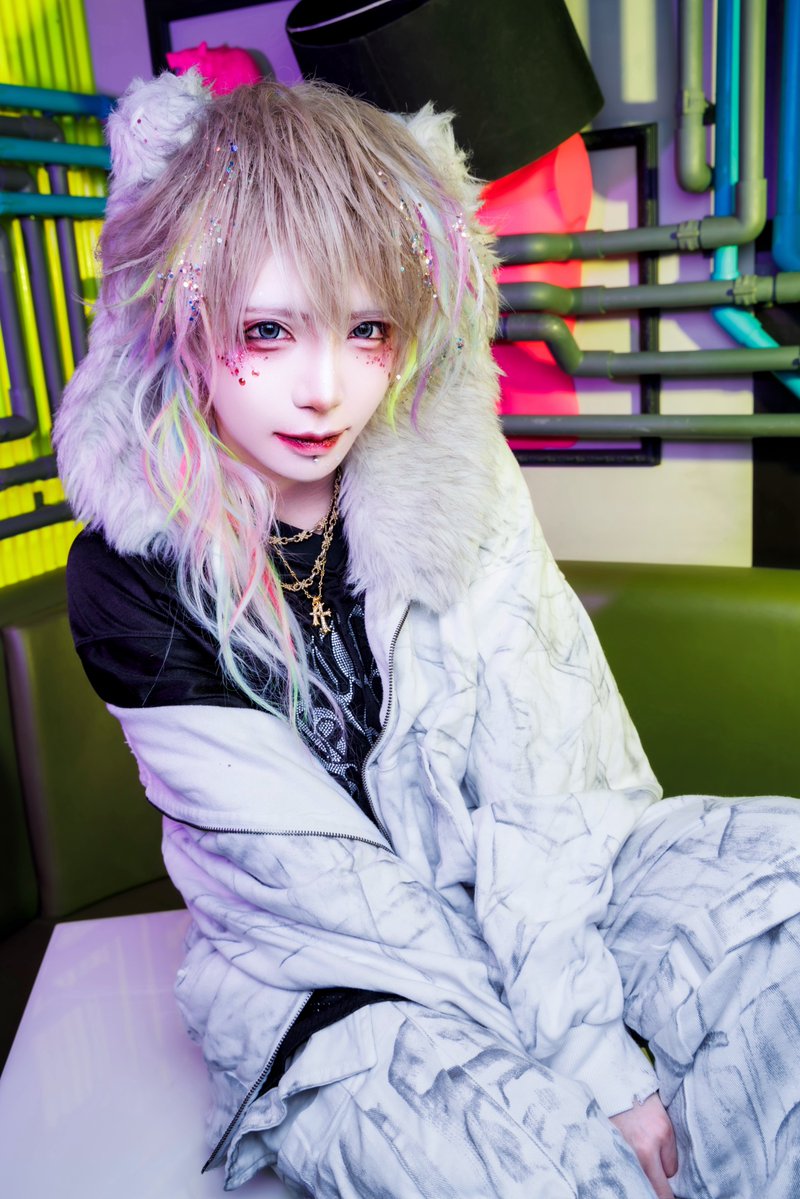SPKV_Official's tweet photo. ◤◢◤◢ NEW VISUAL ◤◢◤◢

Gt.極きなこ.exe
Gt.生贄しきぴ
Ba.根本ねも
Dr.宇佐木める

2026.11.25 五反田BLAZE https://t.co/6JJQbYpgb9