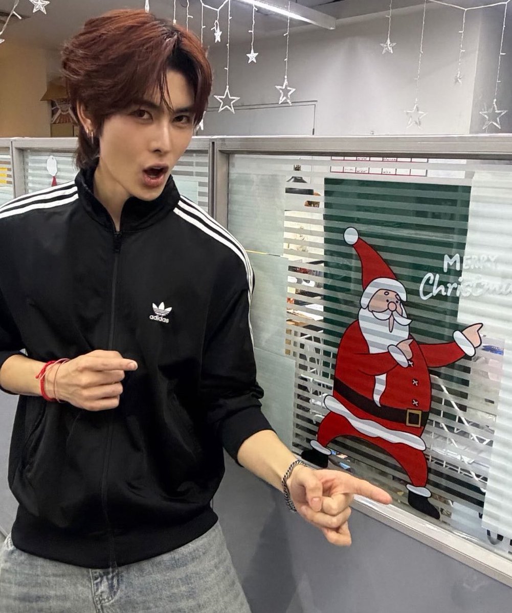 boomarck's tweet photo. คริสมาสแล้วรือออออ🎅🏻☝🏻ทะไมน่ารักจัง🥺♥️♥️♥️ https://t.co/3wX5IDeBfV