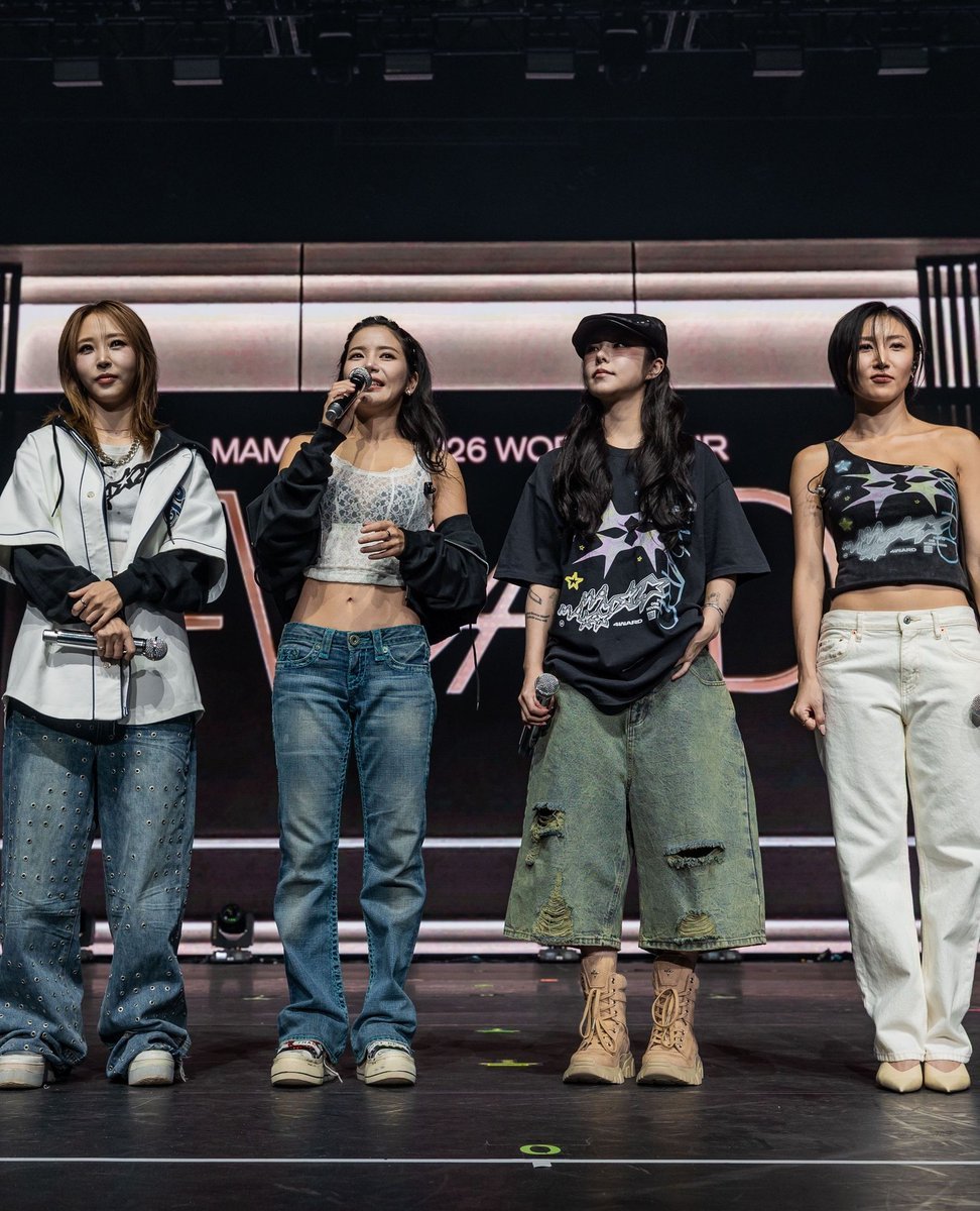 oiyongsun's tweet photo. the lesbian fashion spectrum https://t.co/KTZLkU0UTx