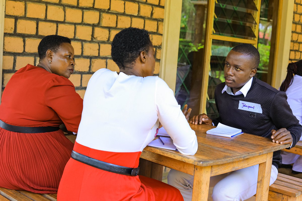 psychikiygeia's tweet photo. Day 2 of our #Masaka ToT!
Today, we shifted focus to the practical curriculum our health focal persons will cascade to VHTs.
We covered:
📋 ID & Referral decision guides
⚠️ Basic risk recognition
📢 Community sensitization messaging
Keeping it simple & actionable! #PYFU https://t.co/ciPCV2r4Bd