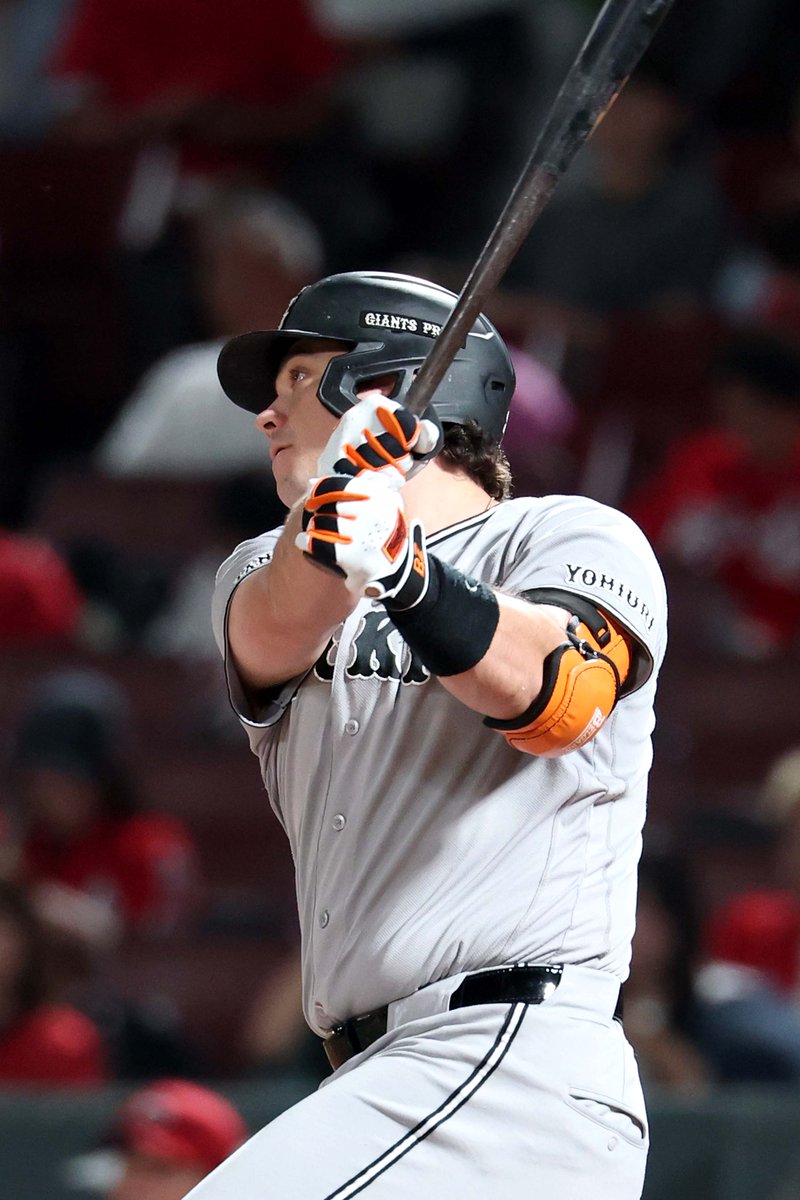 TokyoGiants's tweet photo. 【一軍】巨人 1-3 広島

先発の #西舘勇陽 投手は6回途中3失点。
#ダルベック 選手が第25号ソロ本塁打を放つも、その後得点を奪えず敗戦。

https://t.co/7cn0aPwaZR https://t.co/QLM8nDYVh9