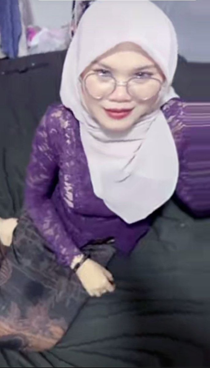 vauaze's tweet photo. Padu sangat la budak ni🥰🤗🔥
#awekmelayu #awekpadu #malaysiaviral #budakmelayuviral https://t.co/YXUJLjmXxH