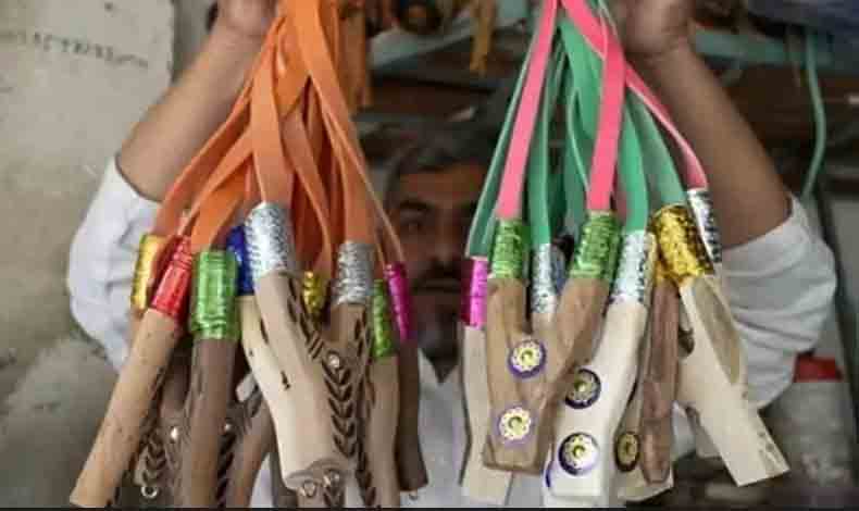 Nawaiwaqt_'s tweet photo. پشاور میں لانگ مارچ کے لیے غلیلوں کی کھیپ پکڑی گئی
https://t.co/xp8IotU749
#KPK #Consignment #Slingshots #PTI #Long #March #Seized @_KPUpdates @infokpgovt @KP_Police1 https://t.co/hEVmZIk8SX