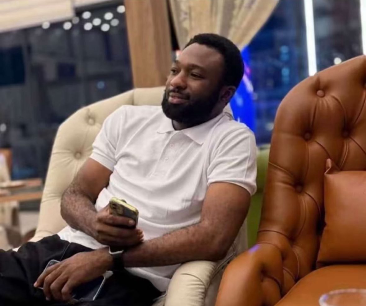 THESTATENEWSS's tweet photo. UPDATE — 

Circle-based phone dealer Nana Yaw, known as Terry/Dinero, has reportedly been abducted and murdered after travelling to Teshie for a phone deal. His alleged kidnappers reportedly buried his body. https://t.co/jD2gUkLyn5