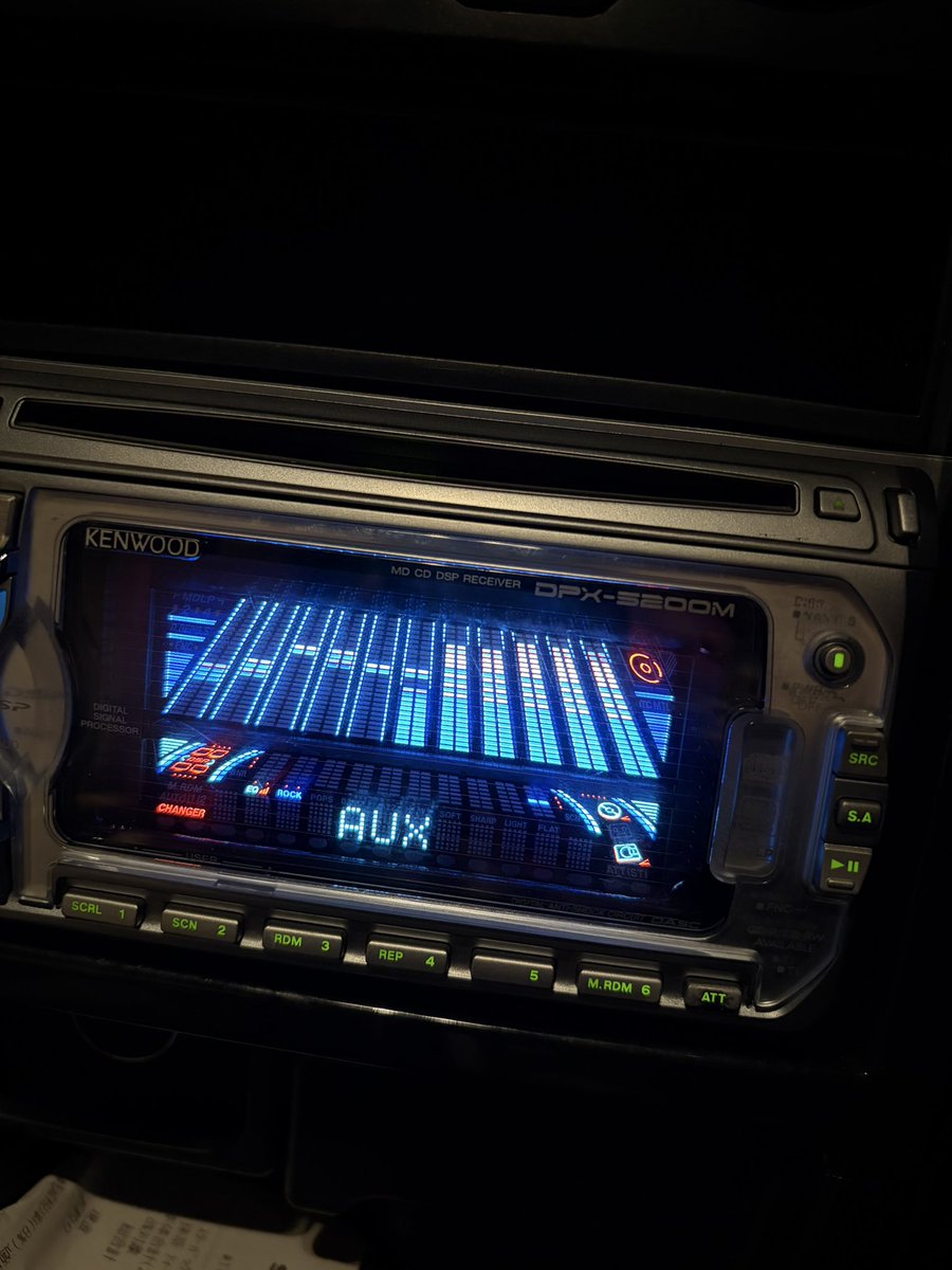 once_liky's tweet photo. 届くのに海外なので１週間程掛かるが、めちゃ安くて一発始動なのでKENWOODお使いの皆様オススメです〜

 #KENWOOD  #DPX  #13ピン https://t.co/doxSnFMSFp