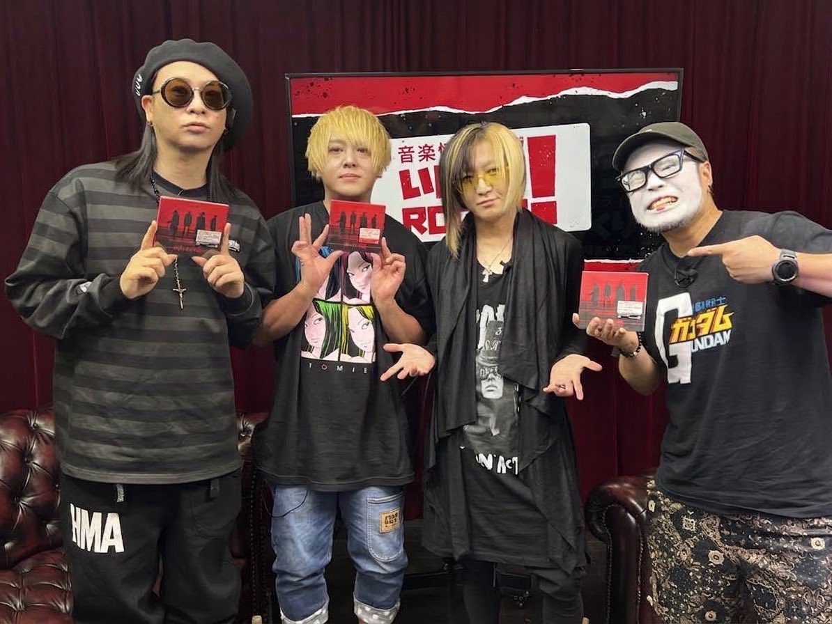 maverickdci's tweet photo. 音楽情報ライヴ『#いじくりROCKS！』#79
最後までご視聴いただきありがとうございました✨

本日の集合写真をお届けします📸 

番組内でご紹介したプレイリスト公開中！
ぜひお楽しみください🎧
https://t.co/nWGh4zmdPY

リアルタイム視聴が叶わなかった方＆もう一度ご覧になりたい方は、
ぜひアーカイブでお楽しみください！

来月の放送もお楽しみに✨

#MUCC #逹瑯 #団長 #YUKKE 
#GLAY #HISASHI
#いじくりROCK