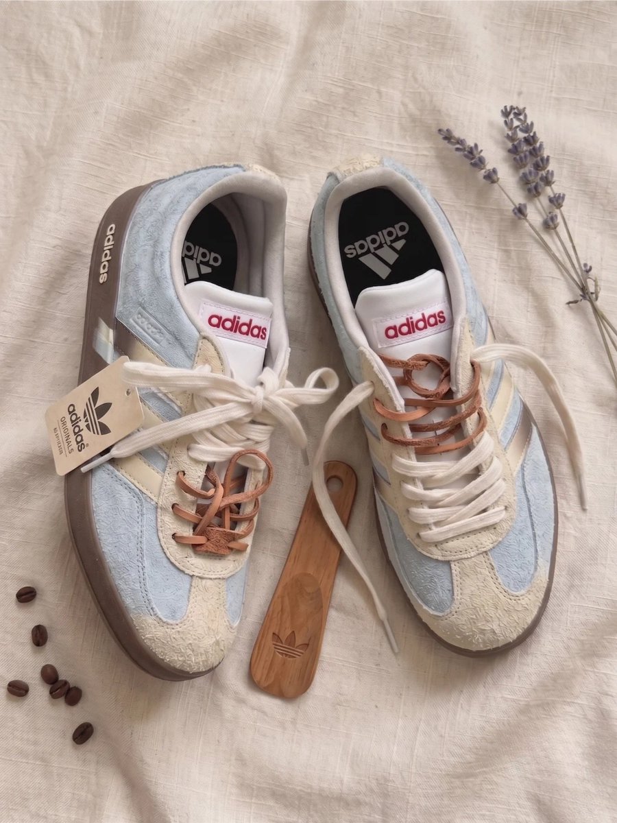 cheirlotte's tweet photo. NAKSIR BENER SAMA ADIDAS INI.. SERIUS CAKEP BANGET LOH 😭 https://t.co/bAairMuZTF