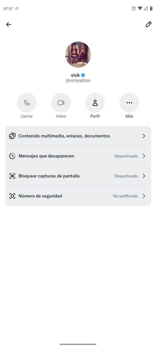 selenasbates's tweet photo. ME ESTAFARON CON UNA ENTRADA PARA BTS. Les dejo toda la información porque esta persona también vende entradas para Lali y anda estafando a diferentes personas. Usa diferentes cbu para que le transfieras. TENGAN CUIDADO!! A mi ya me cagó pero no quiero que estafe a nadie más https://t.co/UOYz1z0zkj