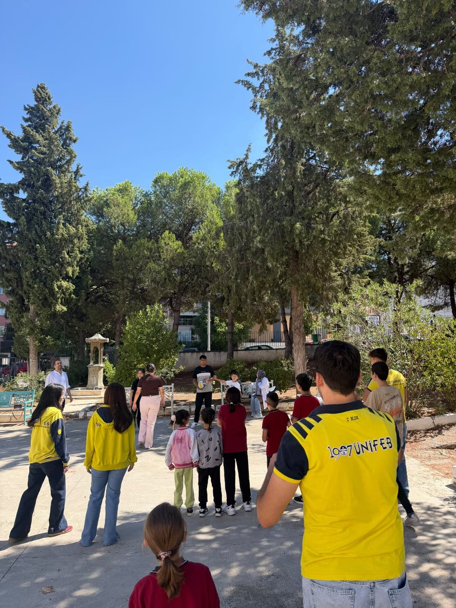 UFBPamukkale's tweet photo. 1907 ÜNİFEB Pamukkale Üniversitesi örgütlenmesi olarak 23-29 Eylül İşitme Engelliler Haftasında farkındalık yaratmak amacıyla Denizli İşitme Engelliler Okulunda minik kardeşlerimizle eğlenceli vakit geçirdik. https://t.co/mF5gNFqtuL