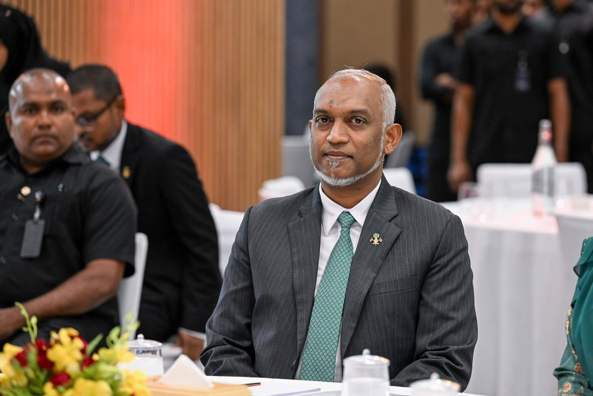 presidencymv's tweet photo. His Excellency President Dr @MMuizzu and First Lady @sajidhaamohamed attend the official reception commemorating the 77th Anniversary of the Founding of the People's Republic of China and Mid-Autumn Festival. https://t.co/IhX3xdb56C