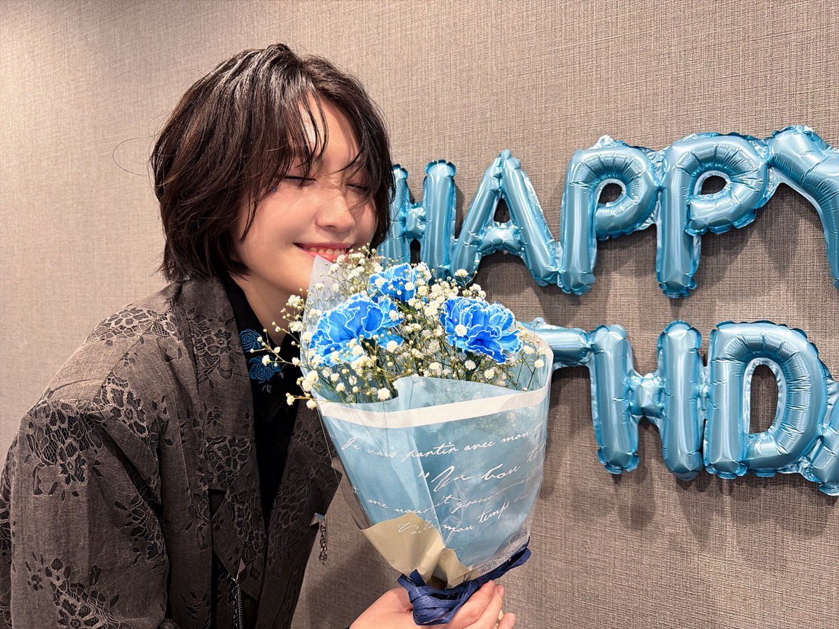 MEISHOHIKOKAI's tweet photo. ⚡️いかさん誕生日当日
オンライン撮影会ありがとうございました📸✨

昨日は「いかさんバースデー限定衣装」での
オンライン撮影会をご覧いただき、
本当にありがとうございました‼︎
チェキをご購入いただいた皆さま、
そしてリアルタイムで配信を見守ってくださった皆さま、
たくさんのご参加ありがとうございました💙
皆さまと一緒に楽しいバースデーの時間を過ごすことができました🎂✨

📺 配信アーカイブは【1週間限定】で公開予定です！
リアルタイムで見られなかった方も、
ぜひ期間中にお楽しみください📸⚡️
https://t.co/4Hk3tksOSZ

改めまして、たくさんのご参加・応援
ありがとうございました‼︎💙✨

#いかさん生誕祭当日
 #名称非公開 #MEISHOHIKOKAI