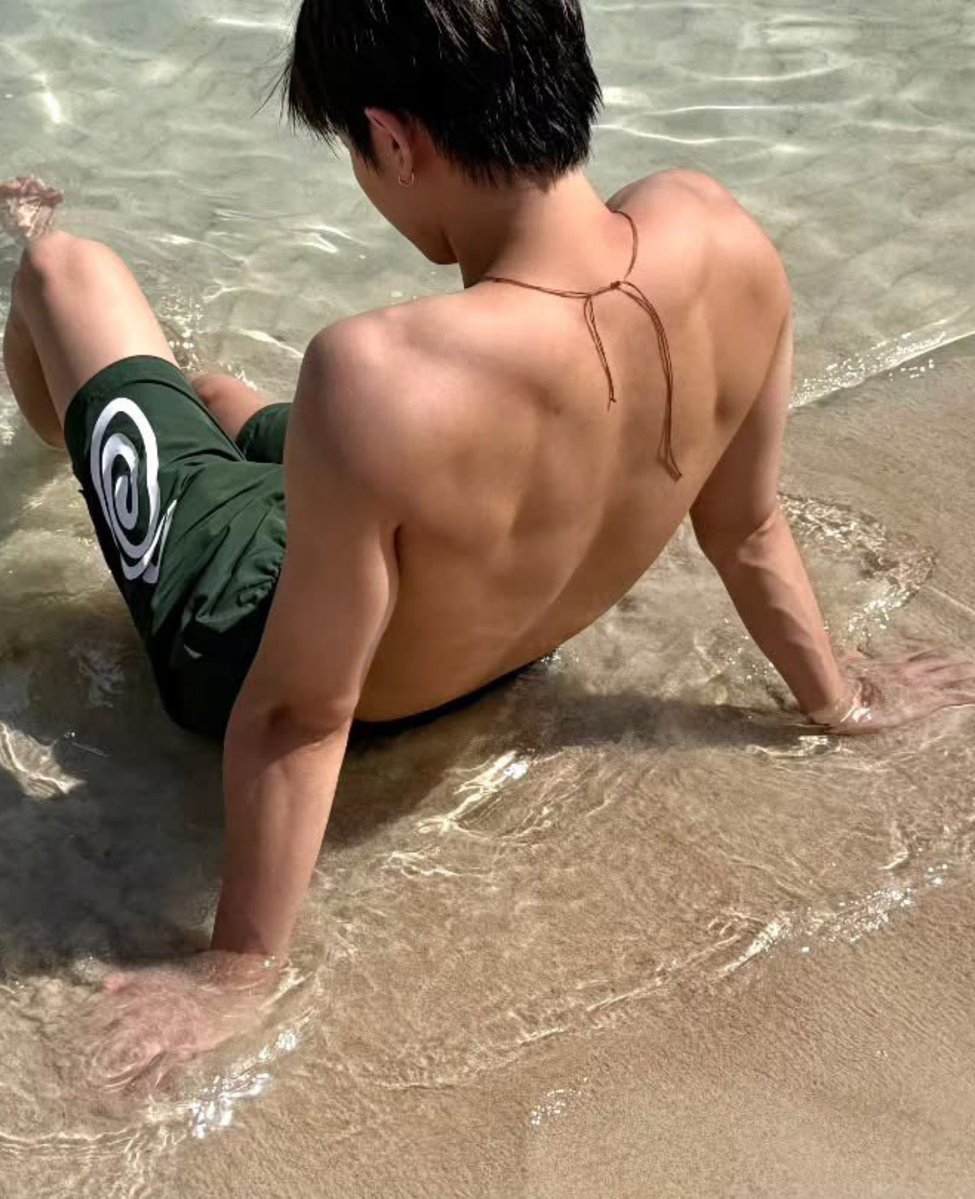 gyuusberry's tweet photo. another back meal thank you🤤🤤🤤 https://t.co/95nD5GTbdb