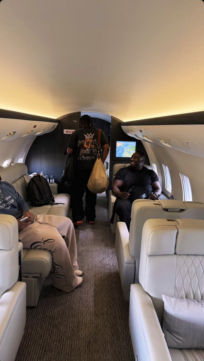 WizkidSource's tweet photo. via @wizkidayo’s Instagram story, 9/22. https://t.co/3NobM5XpXe