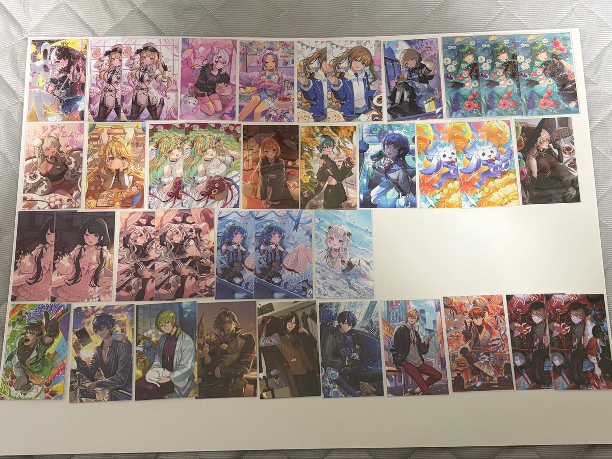 snowmoon1212's tweet photo. 交換　にじさんじ ノスタルジア 2026 2025 コレクションカード  8th
求：画像1 各1 
譲：画像2 〜4＞〜定価
ご不快無ければこちらから🚺2枚提供可
ノスタルジア優先
🚺は交換または250円/枚＋送料で譲渡可
固定ポストの異種カードとの交換可
郵送交換希望
サーチバンの可能性あるため一時的に鍵解放中 https://t.co/JwU6Ied8Lv