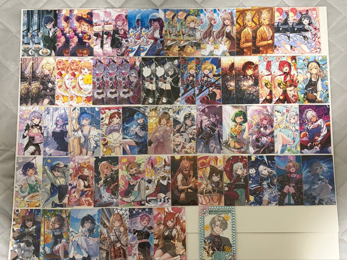 snowmoon1212's tweet photo. 交換　にじさんじ ノスタルジア 2026 2025 コレクションカード  8th
求：画像1 各1 
譲：画像2 〜4＞〜定価
ご不快無ければこちらから🚺2枚提供可
ノスタルジア優先
🚺は交換または250円/枚＋送料で譲渡可
固定ポストの異種カードとの交換可
郵送交換希望
サーチバンの可能性あるため一時的に鍵解放中 https://t.co/JwU6Ied8Lv