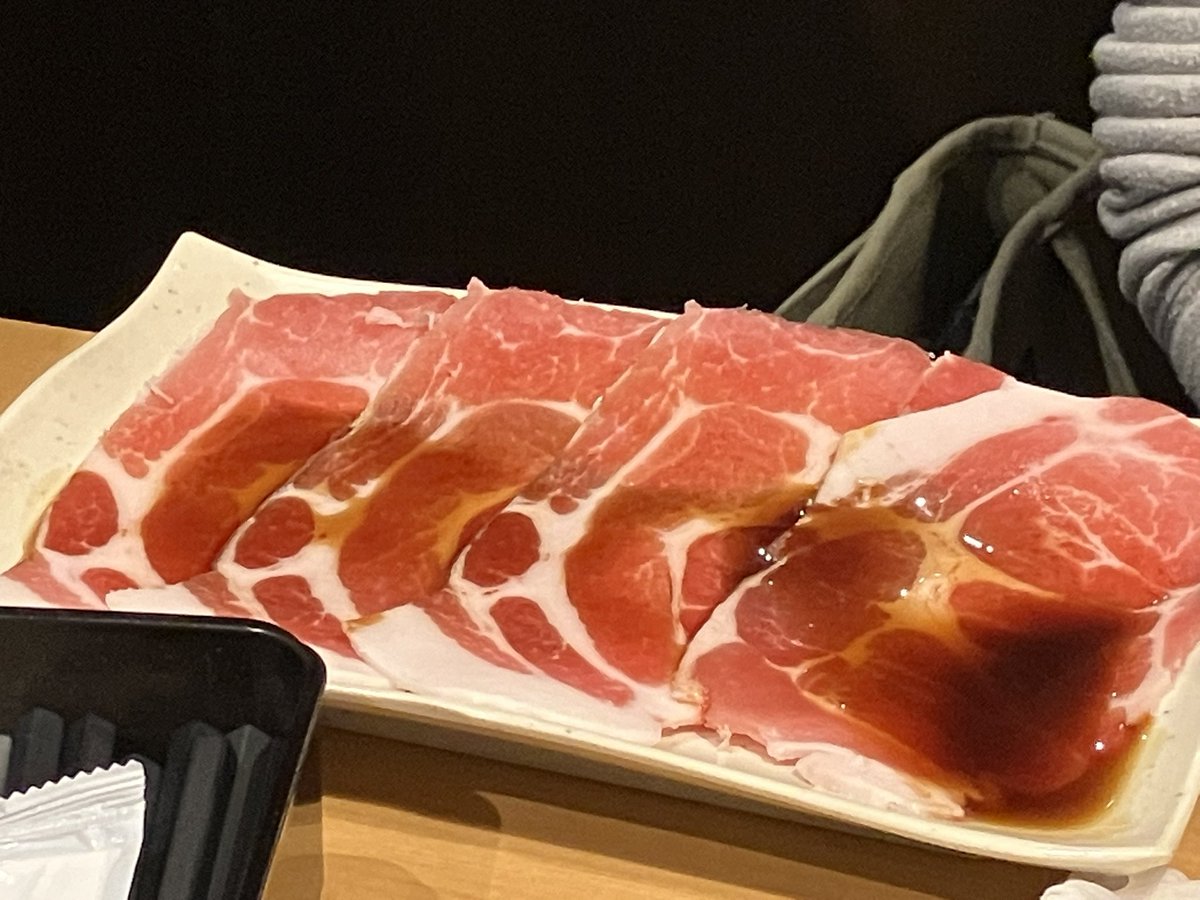 7700blue's tweet photo. 焼肉🥩
色々なモン食べれるとはいえ、胃が虚弱体質なワシには制限が必要なんよね…

食べる前に飲むソルマックは結構効くやで(´･ω･`) https://t.co/6BpFvVlBls