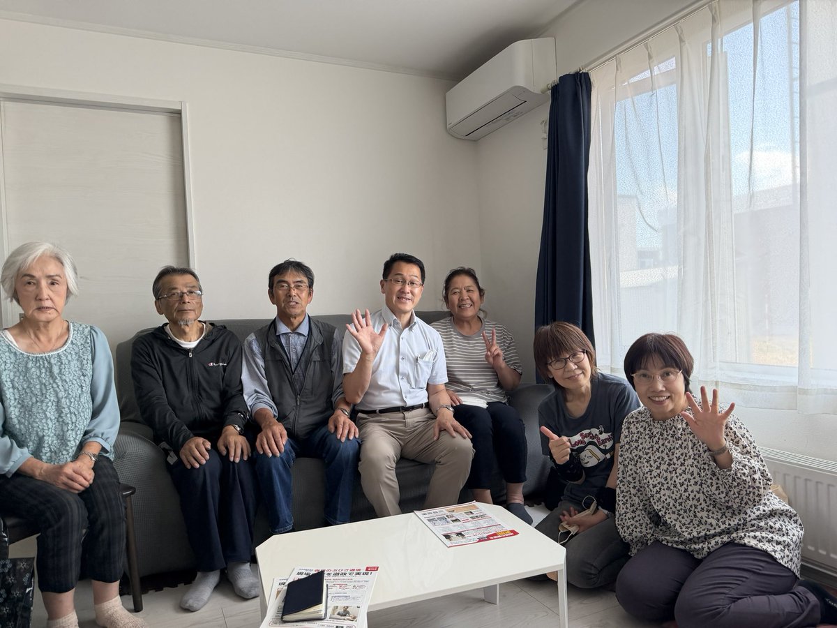 terashima_nobu's tweet photo. 末広地域を回り、皆さまから貴重なご意見やご要望を伺いました。

ご要望をいただいた現場にも足を運び、状況を確認。旭川市議とも連携し、一つひとつ丁寧に対応してまいります！

#末広地域 #寺島信寿 https://t.co/LlYp5JJ8kC