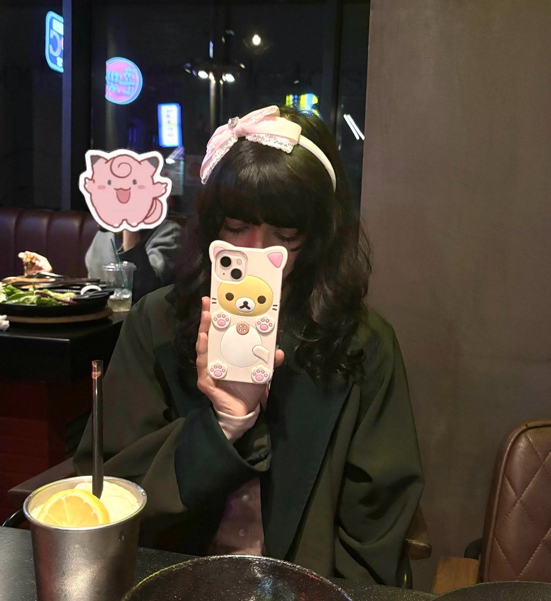 littlldoll3's tweet photo. spending your day off with your best friend https://t.co/BDpUXb6BbQ