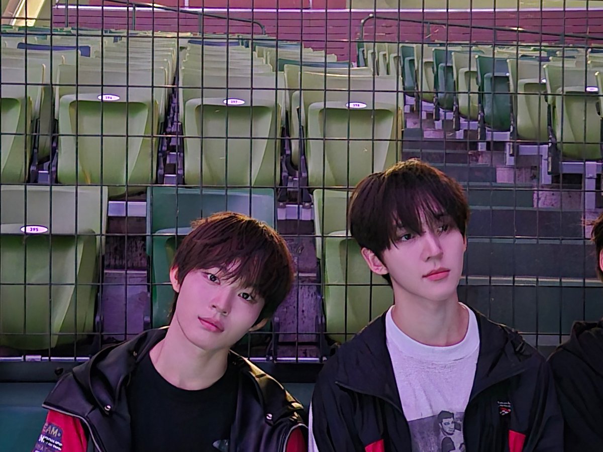 mill313_'s tweet photo. 나보고 응애즈하라고 하는듯😭😭🫶 https://t.co/NEPdVPNNIQ