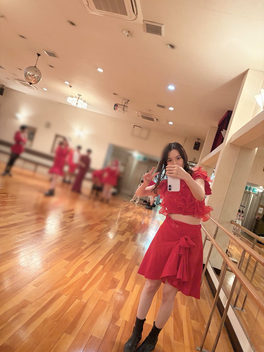 tsuki_dxhunter's tweet photo. 実は誕生日を迎えました🎊
また一つレベル🆙！
ダンスがもっと上手になりたい！ので
練習頑張ります❤️‍🔥

これはクラクラ踊ってみたの合間に撮った写真🥳
DXハンターの『クラクラ⭐︎クライマックス踊ってみた』是非みてね🫶 https://t.co/BU6x3JWnhY
