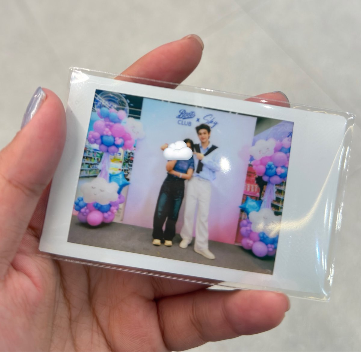 jlinspirit's tweet photo. 1:1 กับสกายครั้งแรก สกายสูงมากกกก https://t.co/15v7idPug0