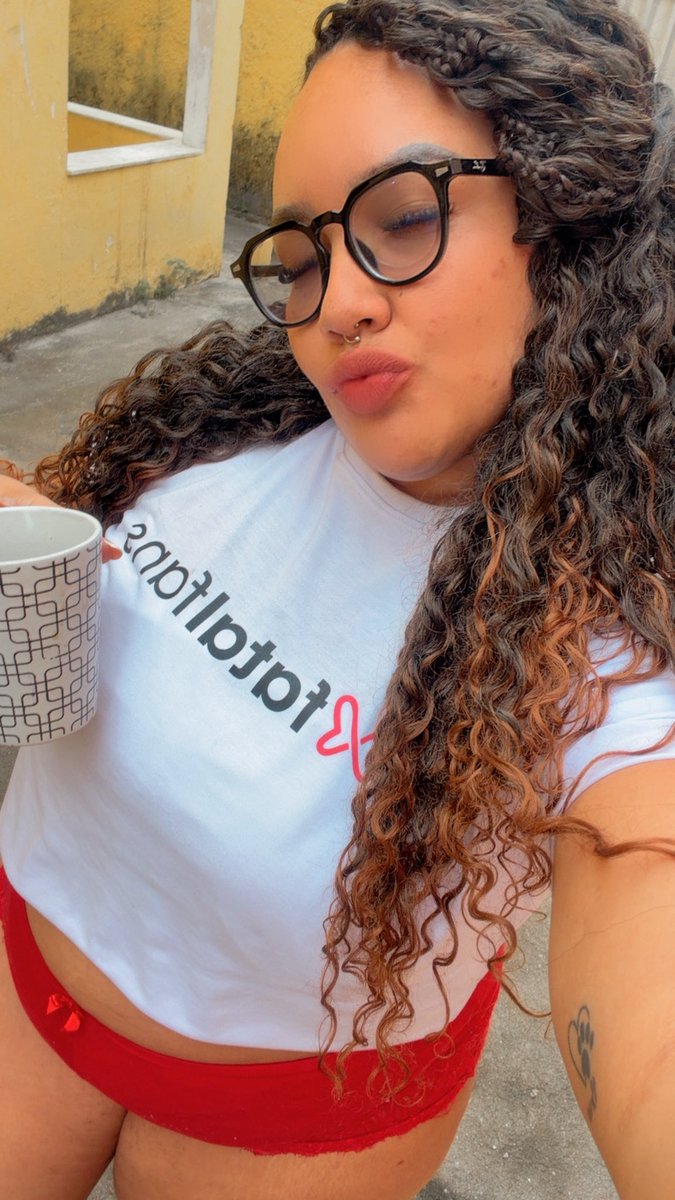 dizinhaplus's tweet photo. To te esperando aqui ❤️✨ https://t.co/TDAG7ra9gE