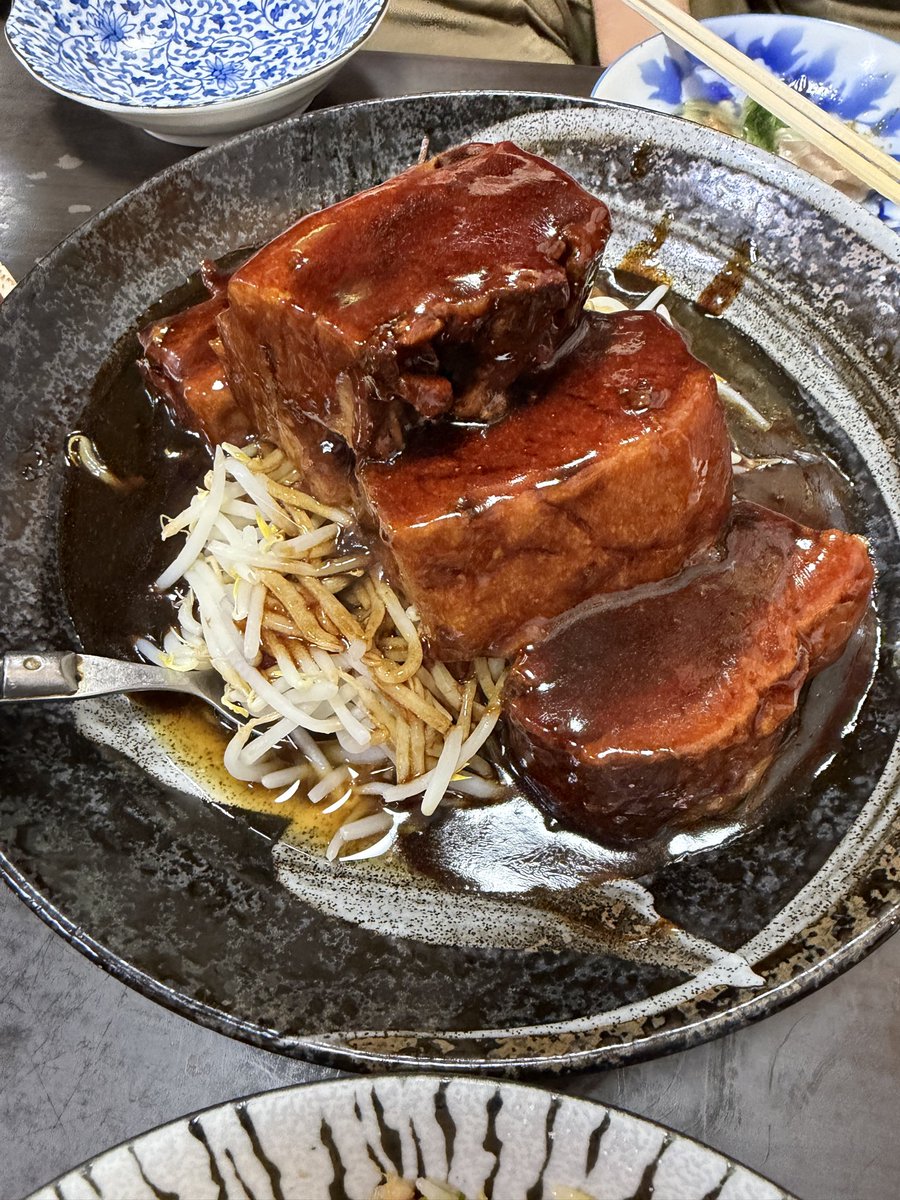 JangoPm's tweet photo. 🏃 9/22（火）ラン
20.62km  2:01:19 　5:52/km
今月 133.0km

今日は友達のLiveがありランでライブハウスへ！！
夜は爆裂盛りな中華(^^)久しぶりの再会もあり大満足な一日！！

大阪マラソンまで あと158日
#ランニング #サブスリー #朝活 #朝ラン https://t.co/IdTgPdjehz