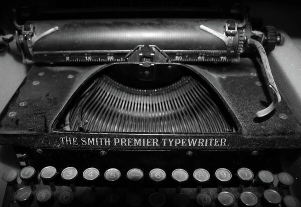 HurmerintaArt's tweet photo. The Old And Dusty Smith Premier Typewriter. #vintage #old #typewriter #smithpremier #wallart #nostalgic #giftidea https://t.co/PHzzE3wOJ1 https://t.co/lPadGwThR2